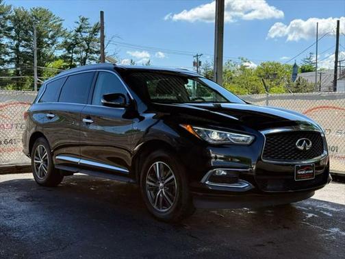 2017 INFINITI QX60 Base