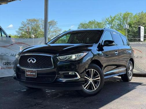 2017 INFINITI QX60 Base
