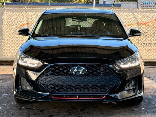 2019 Hyundai Veloster Base