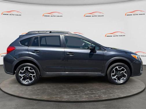 Dark Gray Metallic 2017 Subaru Crosstrek 2.0i Limited