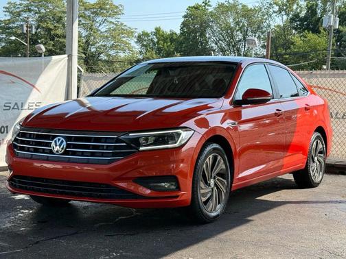 2019 Volkswagen Jetta 1.4T SEL Premium