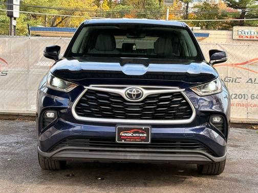 2021 Toyota Highlander L