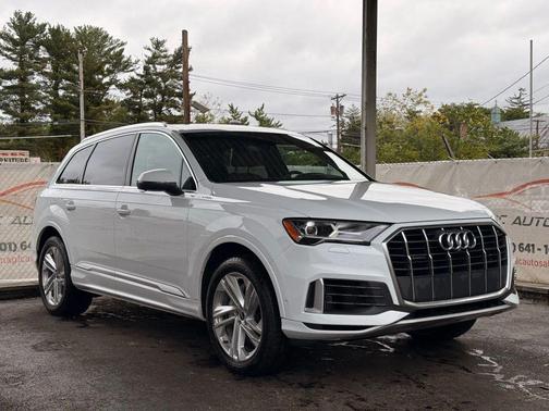 2021 Audi Q7 55 Premium Plus