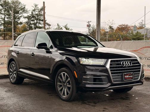 2019 Audi Q7 55 Premium Plus