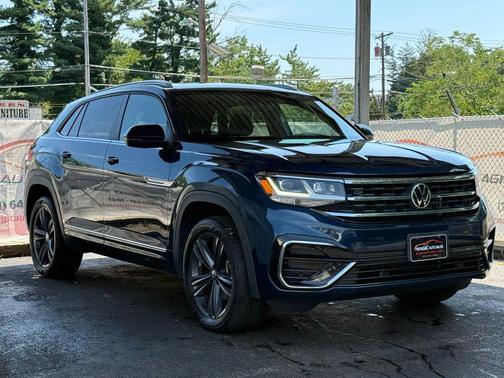 2021 Volkswagen Atlas Cross Sport 3.6L V6 SE w/Technology R-Line