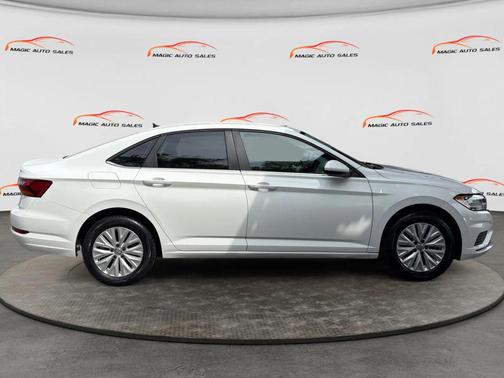 White 2019 Volkswagen Jetta 1.4T S