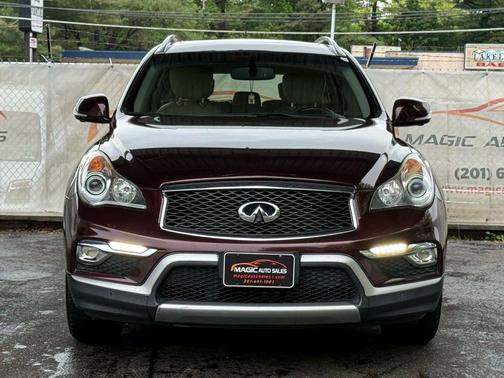 2017 INFINITI QX50 Base
