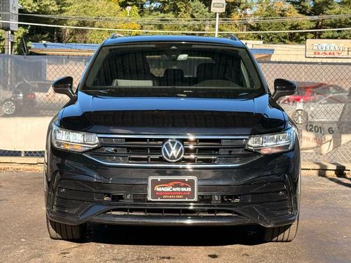 2023 Volkswagen Tiguan 2.0T SE R-Line Black 4MOTION