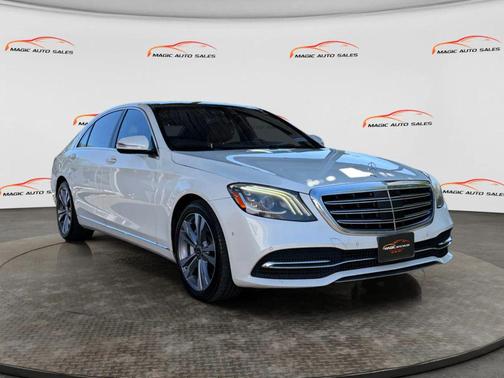 White 2018 Mercedes-Benz S-Class S 560 Sedan 4D