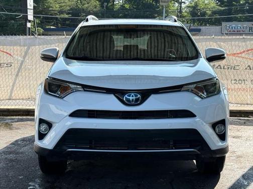 2018 Toyota RAV4 Hybrid XLE