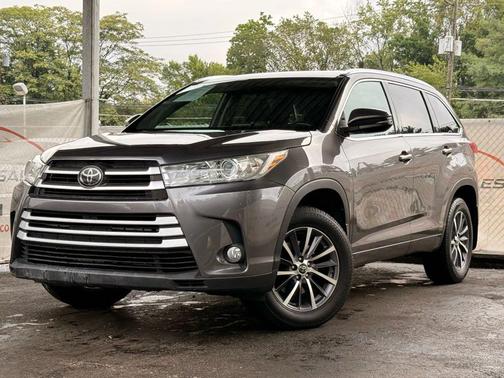 2017 Toyota Highlander XLE