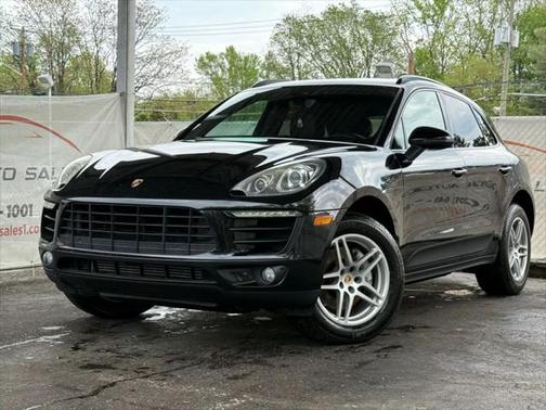 2017 Porsche Macan Base