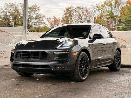 2018 Porsche Macan GTS