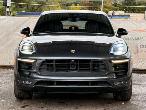 2018 Porsche Macan GTS