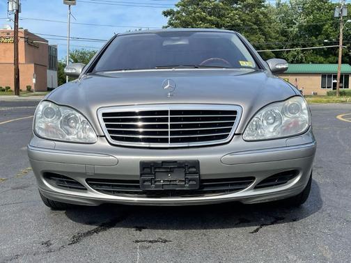 Photo 5 of 39 of 2004 Mercedes-Benz S-Class S500 4MATIC