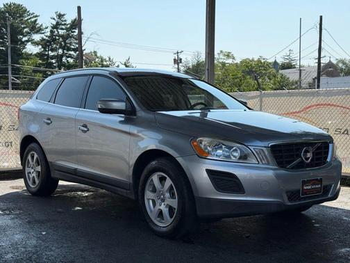 2012 Volvo XC60 3.2 Platinum