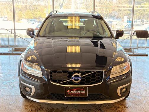 2016 Volvo XC70 T5 Platinum