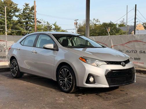 2016 Toyota Corolla S Plus