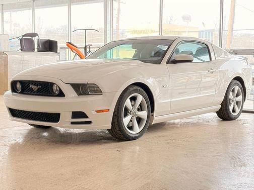 2013 Ford Mustang GT Premium