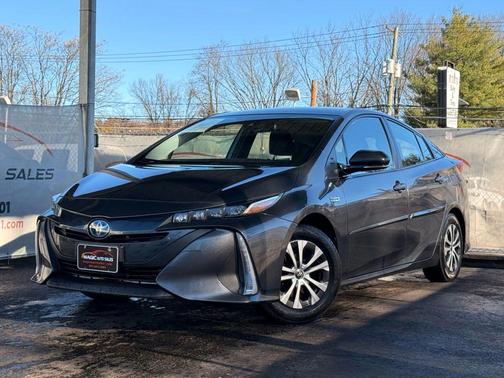 2021 Toyota Prius Prime LE
