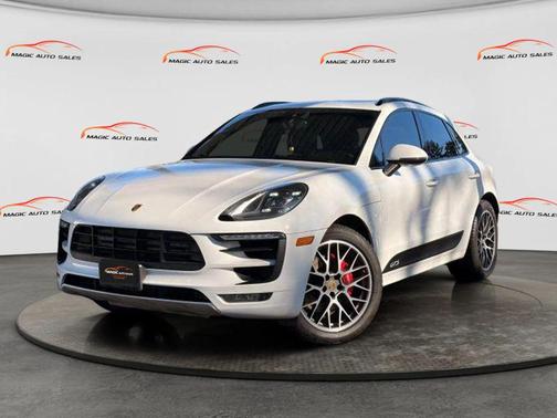 White 2017 Porsche Macan Macan GTS