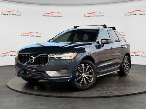 Denim Blue Metallic 2018 Volvo XC60 T6 Momentum