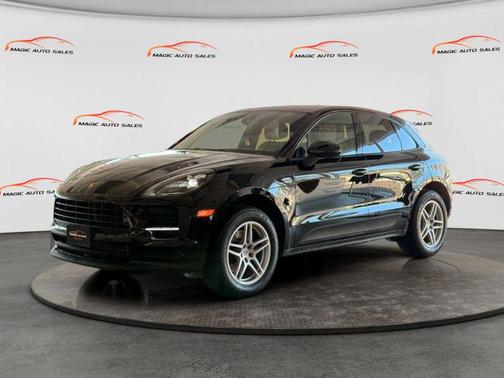 Black 2020 Porsche Macan Macan Sport Edition