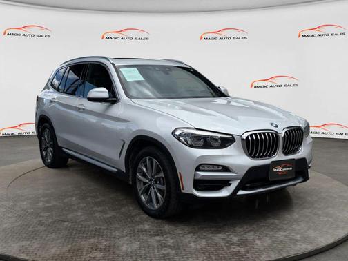 White 2019 BMW X3 xDrive30i