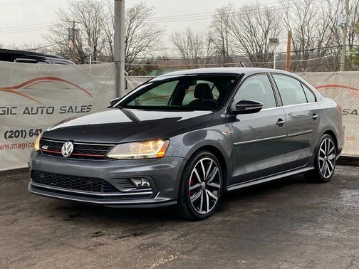 2018 Volkswagen Jetta 2.0T GLI