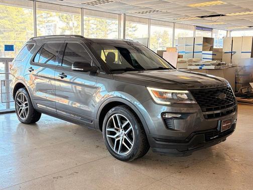 2018 Ford Explorer Sport