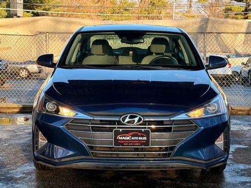 2019 Hyundai ELANTRA Value Edition