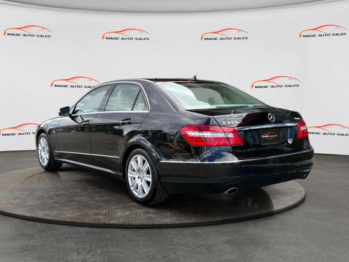 Black 2012 Mercedes-Benz E-Class E 350 4MATIC Sedan 4D
