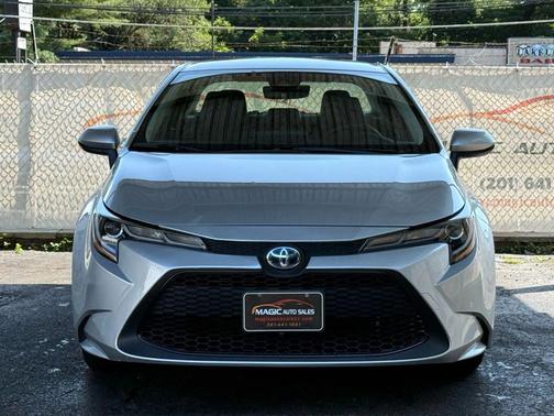2022 Toyota Corolla Hybrid SE