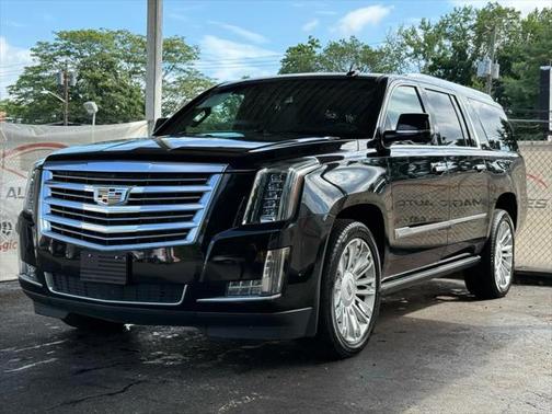 2017 Cadillac Escalade ESV Sport Platinum