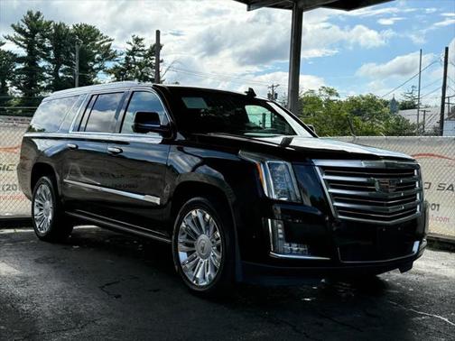 2017 Cadillac Escalade ESV Sport Platinum