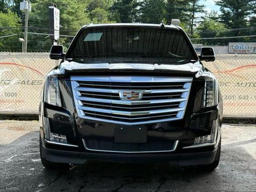 2017 Cadillac Escalade ESV Sport Platinum