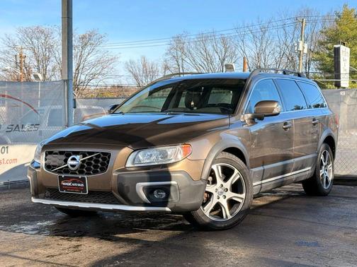 2015 Volvo XC70 T6 Platinum