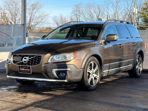 2015 Volvo XC70 T6 Platinum