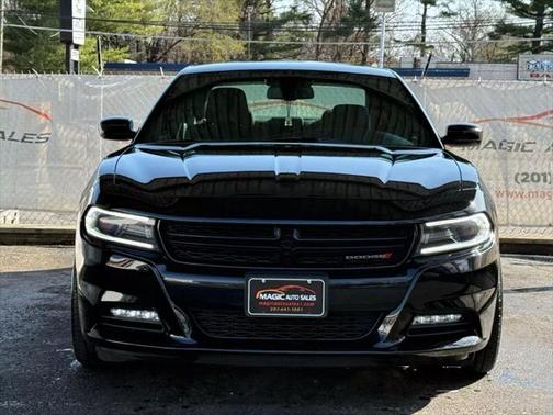 2017 Dodge Charger SXT