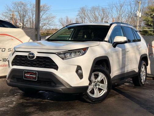 2019 Toyota RAV4 XLE