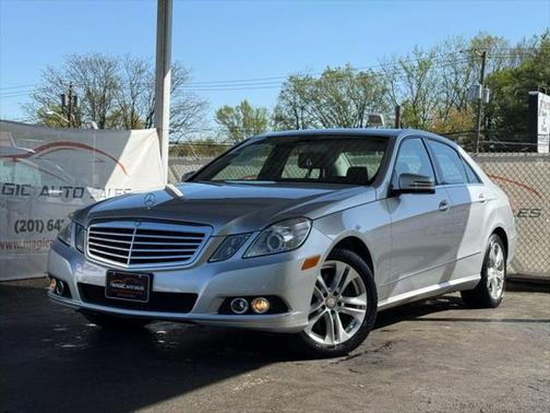 2011 Mercedes-Benz E-Class E 350 4MATIC Sedan 4D