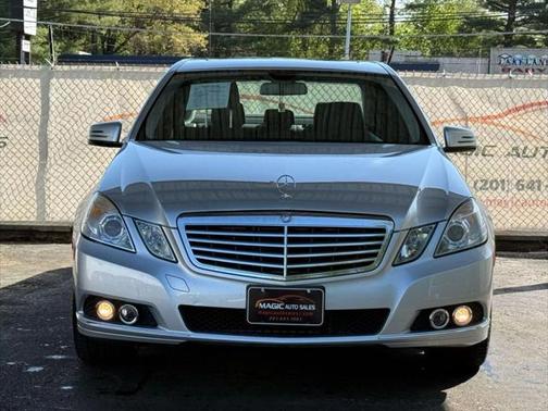 2011 Mercedes-Benz E-Class E 350 4MATIC Sedan 4D