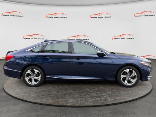 Obsidian Blue Pearl 2019 Honda Accord EX