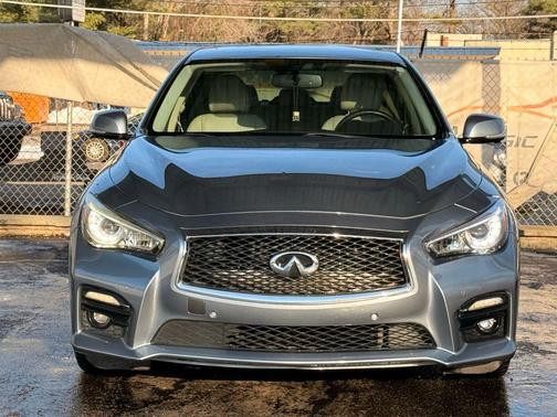 2016 INFINITI Q50 3.0t RED SPORT 400