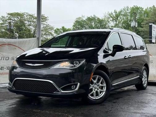 2020 Chrysler Pacifica Touring L