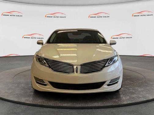 2015 Lincoln MKZ Base