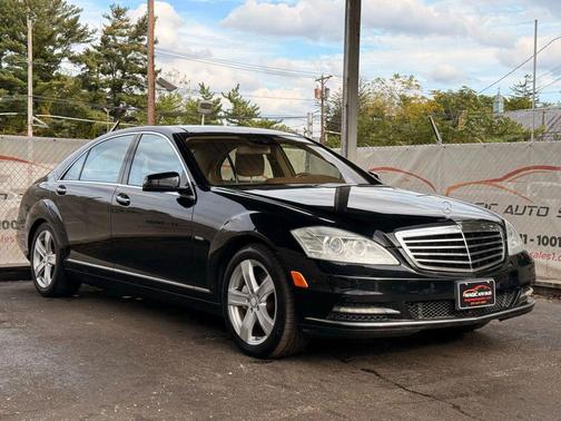 2012 Mercedes-Benz S-Class 4MATIC
