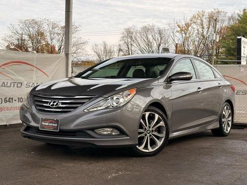 2014 Hyundai SONATA SE