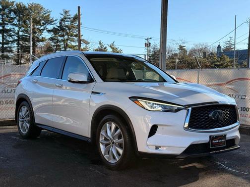 2019 INFINITI QX50 ESSENTIAL