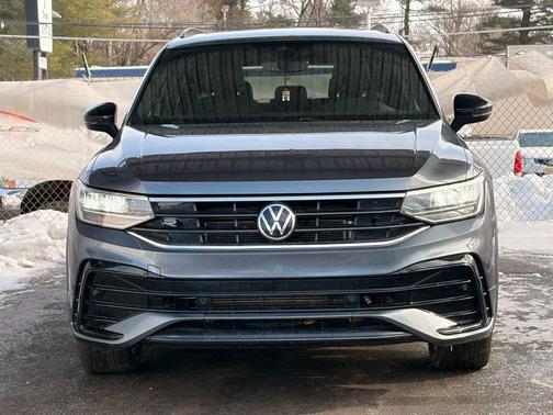 2022 Volkswagen Tiguan 2.0T SE R-Line Black 4MOTION